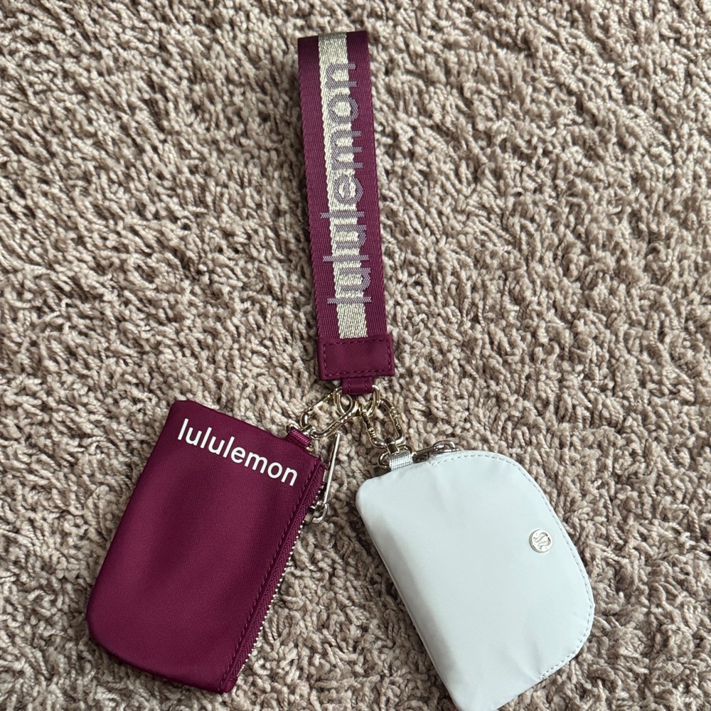 NWOT Lululemon Maroon Dual Pouch Wristlet